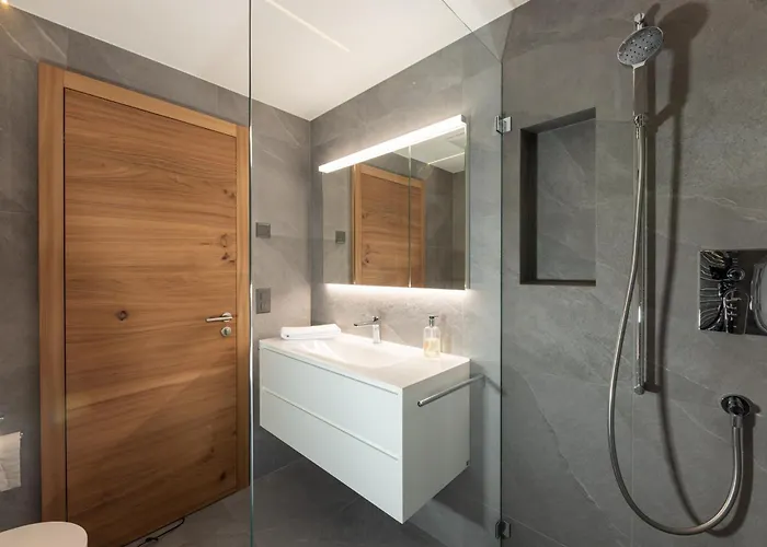 New! Cozy, With A Stunning View * São Moritz